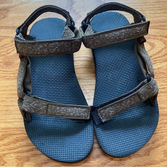 Teva Kids Classic Sandals Size 4 Vibe Dark Olive Original Universal - Picture 3 of 8